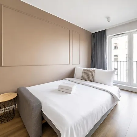 Sikorskiego Serene By Bookinghost Apartman Poznań